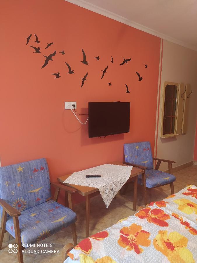 Apartmanhaz Gabriella Harkan Exterior foto