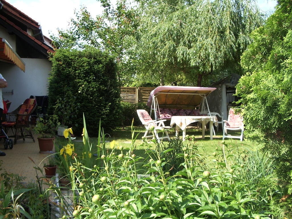 Apartmanhaz Gabriella Harkan Exterior foto